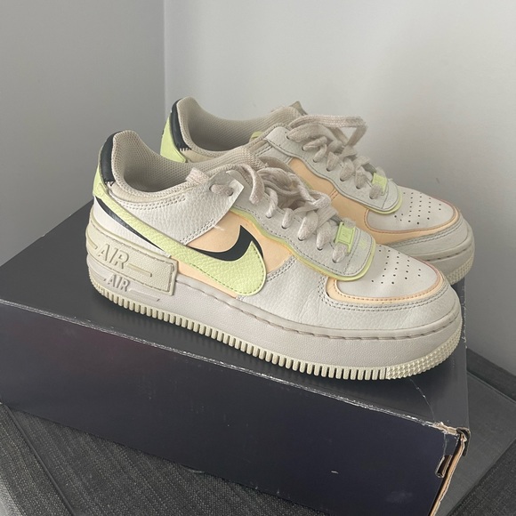Nike Shoes - NIKE AIR FORCE 1 lo shadow Size Eu 37.5